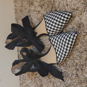 White House Black Market Flats